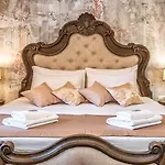 Plaza Marchi Old Town - Mag Quaint & Elegant Boutique Ξενοδοχείο 4*