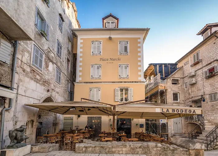 Plaza Marchi Old Town - Mag Quaint & Elegant Boutique Hotel 4*