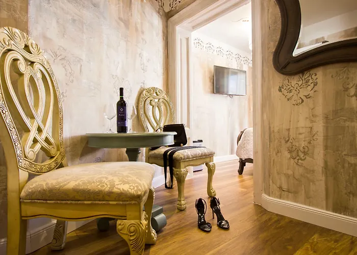 Plaza Marchi Old Town - Mag Quaint & Elegant Boutique 4* Split