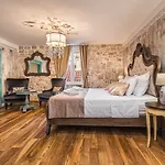 Plaza Marchi Old Town - Mag Quaint & Elegant Boutique 4* Split