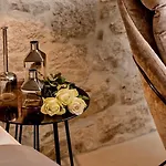 Hotel Plaza Marchi Old Town - Mag Quaint & Elegant Boutique