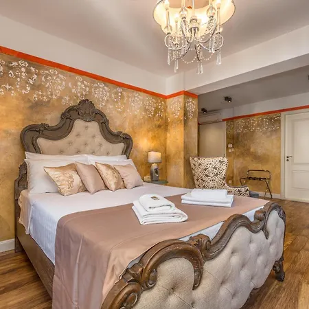 Plaza Marchi Old Town - Mag Quaint & Elegant Boutique Hotel 4*