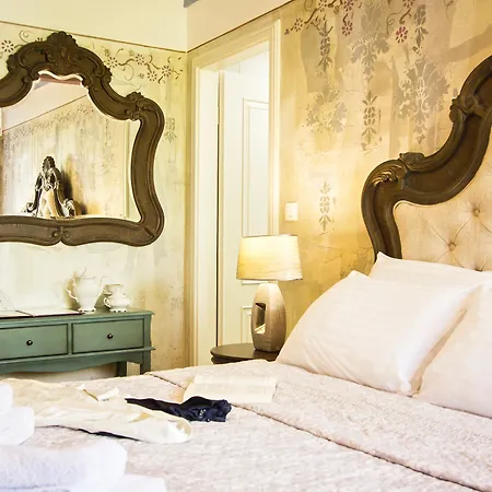 Plaza Marchi Old Town - Mag Quaint & Elegant Boutique Hotel