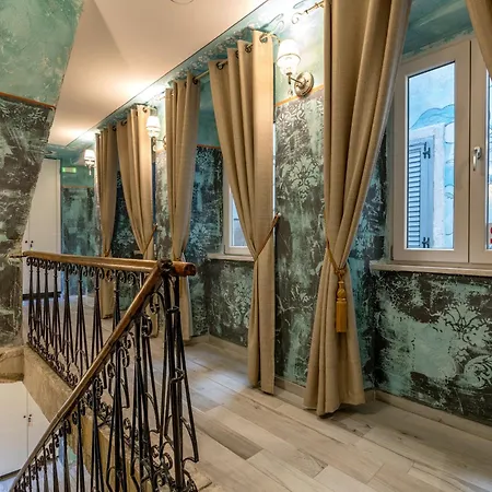 Plaza Marchi Old Town - Mag Quaint & Elegant Boutique Hotel Split