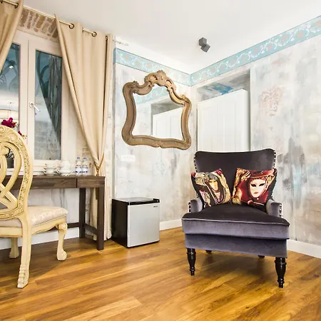 Plaza Marchi Old Town - Mag Quaint & Elegant Boutique Hotel 4*