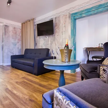 Hotel Plaza Marchi Old Town - Mag Quaint & Elegant Boutique 4*