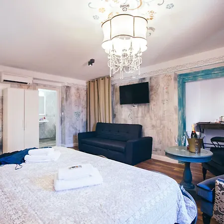 Hotel Plaza Marchi Old Town - Mag Quaint & Elegant Boutique 4*