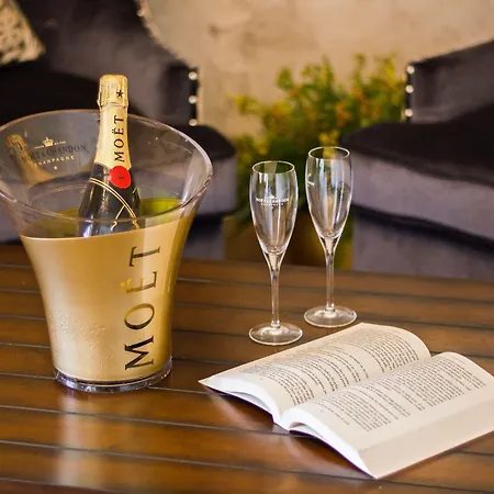 Plaza Marchi Old Town - Mag Quaint & Elegant Boutique Hotel 4*