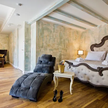 Plaza Marchi Old Town - Mag Quaint & Elegant Boutique 4* Split