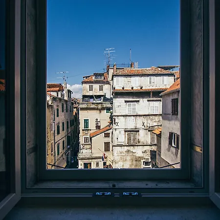 Hotel Plaza Marchi Old Town - Mag Quaint & Elegant Boutique