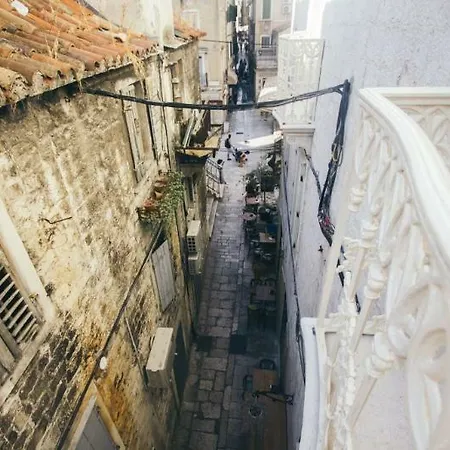 Plaza Marchi Old Town - Mag Quaint & Elegant Boutique Hotel Split