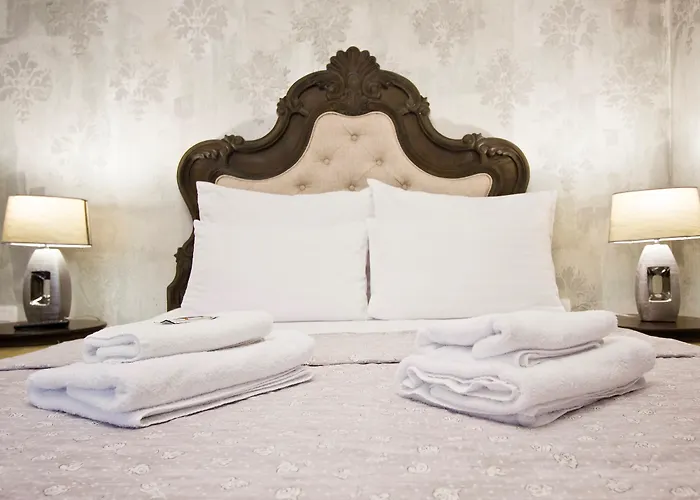 Отель Plaza Marchi Old Town - Mag Quaint & Elegant Boutique 4*