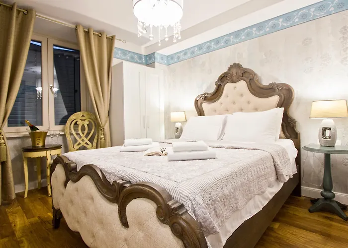 Отель Plaza Marchi Old Town - Mag Quaint & Elegant Boutique 4*