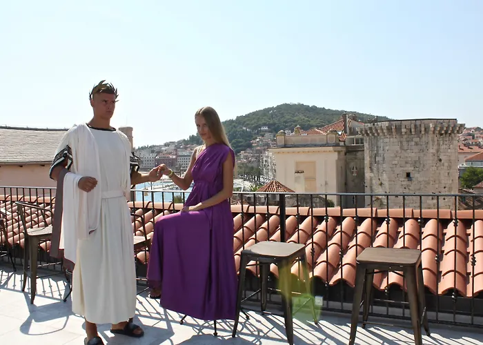 Plaza Marchi Old Town - Mag Quaint & Elegant Boutique Отель 4*