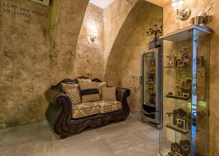 Plaza Marchi Old Town - Mag Quaint & Elegant Boutique Отель 4*